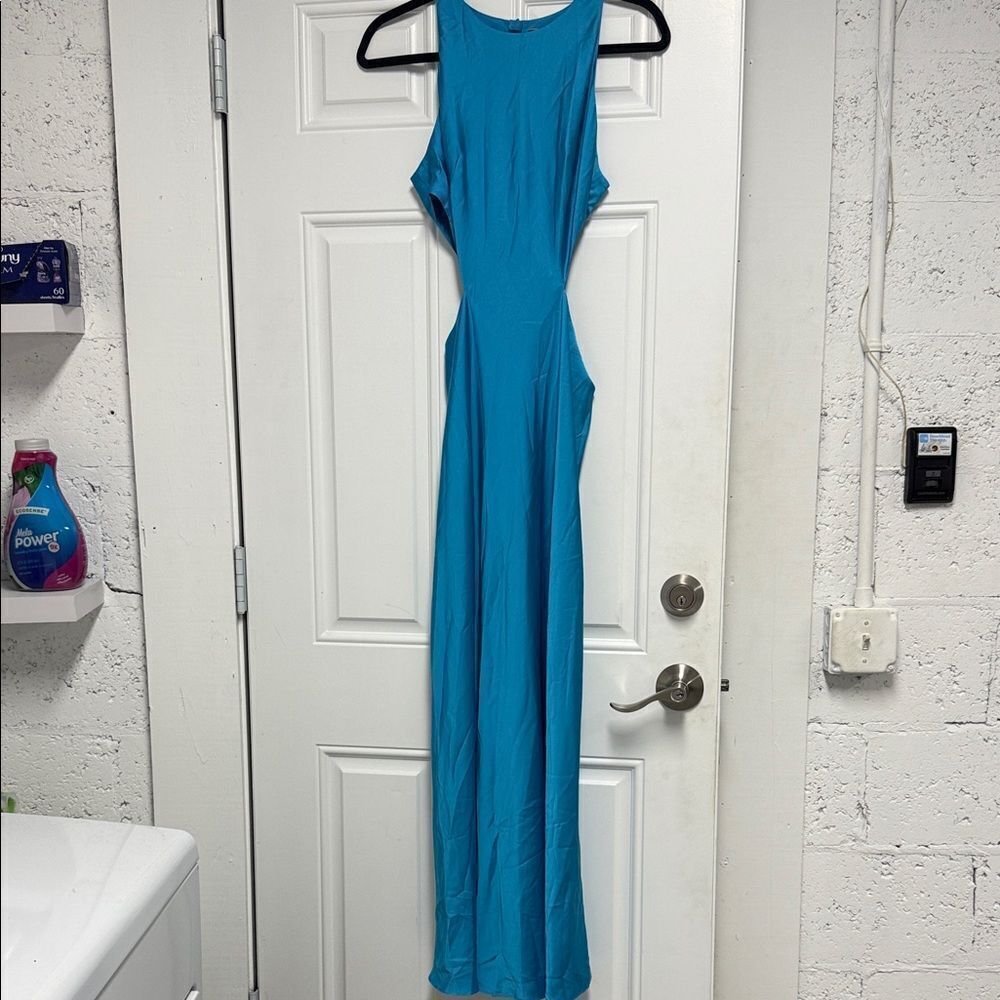 Alexis Vibrant Blue Sleeveless Maxi Dress - NWOT - Size Medium - Cut Out Side